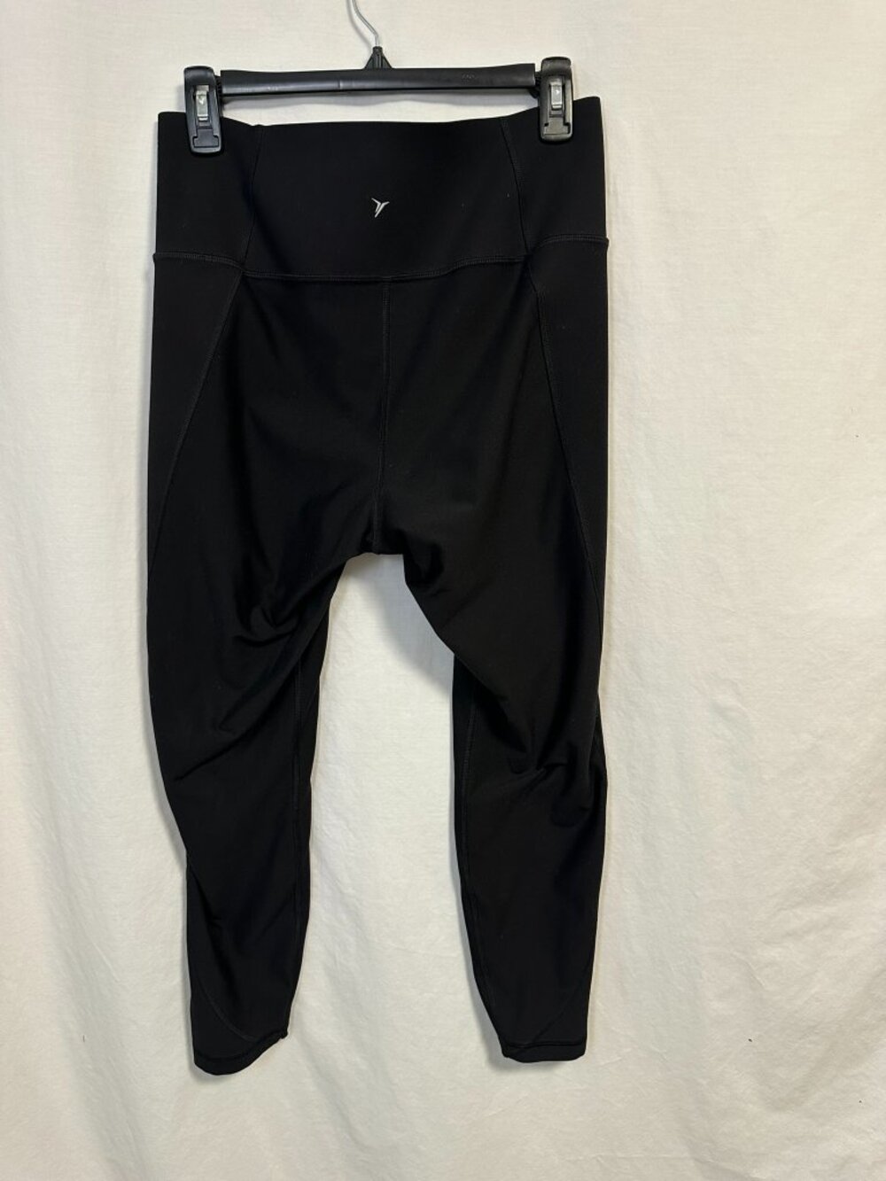 Old Navy Active Built-In Sculpt Elevate